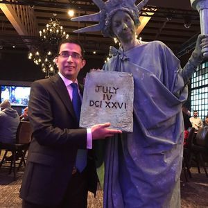 Meet your Posher, Frank